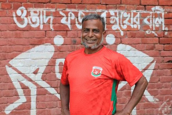 হঠাৎই চলে গেলেন হকির ফজলু ওস্তাদ