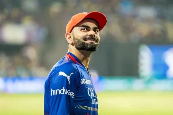 আবার অধিনায়কত্বে ফিরছেন কোহলি
