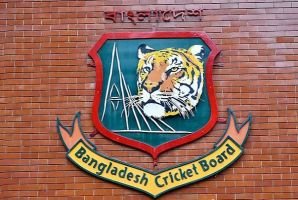নাজমুল হাসানের হেলিকপ্টার ভ্রমণ থেকে শুরু করে বিদেশি কোচ নিয়োগ, সবই তদন্ত করবে দুদক