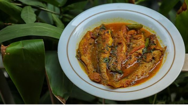 মাখা মাখা তপসে মাছ ও খরখুলা মাছের ঝোলের রেসিপি
