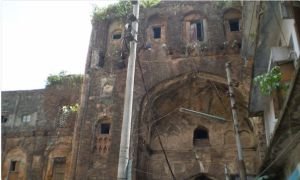পুরান ঢাকার বড় কাটরা, মুঘল ইতিহাসের এক ম্লান সাক্ষী