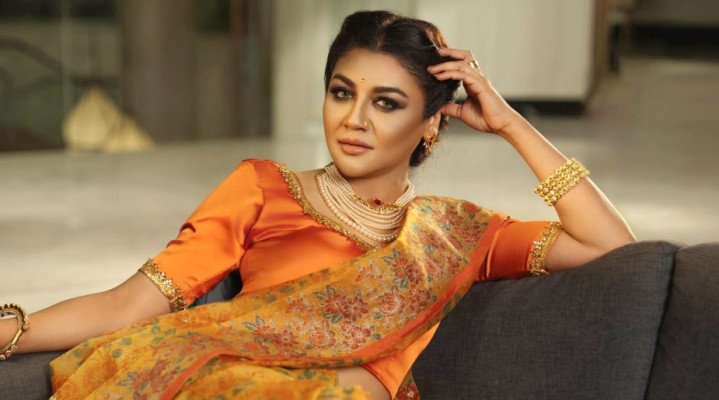 ‘পৃথিবীর অন্য কোনো শহরকে কলকাতার মতো মনে হয় না’