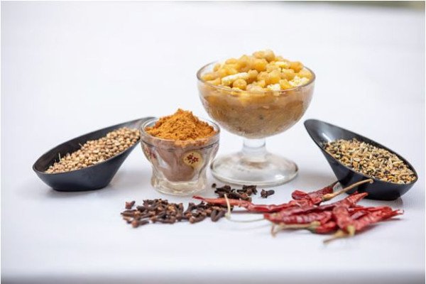 দোকানের মতো চটপটির মসলা বানাতে চান?