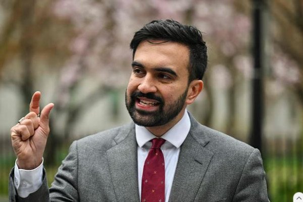 জনপ্রিয়তায় কুমোর চেয়ে ২২% এগিয়ে গেলেন মামদানি