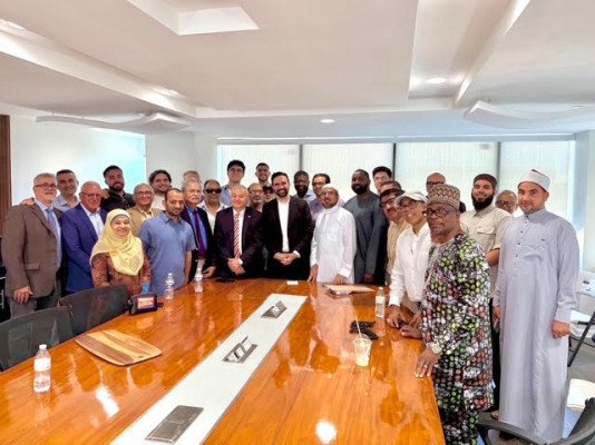 নিউইয়র্কে স্টেটেন আইল্যান্ড ডেমোক্র্যাটদের সঙ্গে মেয়র প্রার্থী জোহরান মামদানীর বৈঠক