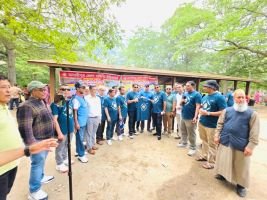 নিউইয়র্কে মাদারীপুর জেলা সমিতির জমকালো বনভোজন!