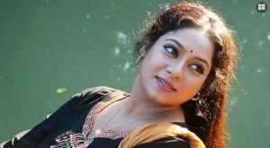ফেসবুকে ভেরিফায়েড ‘নকল শাবনূর’, প্রতারণার আশঙ্কায় আসল শাবনূর