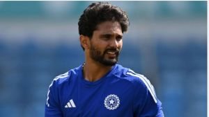 ৫ কোটি রুপি আদায়ে ভারতীয় ক্রিকেটারের বিরুদ্ধে মামলা