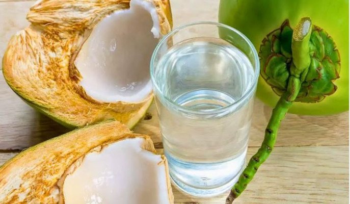 ত্বকের যত্নে ডাবের পানির উপকারিতা