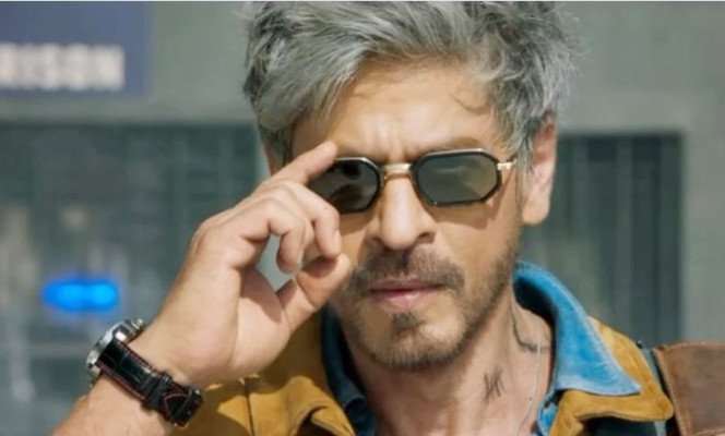 ‘কিং’ সিনেমায় খলনায়ক শাহরুখ, ফাঁস করলেন নিজেই!