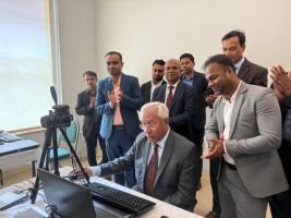 ওয়াশিংটন ডিসি বাংলাদেশ দূতাবাস থেকে এনআইডি কার্ড প্রদান কার্যক্রম উদ্বোধন