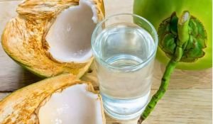 ত্বকের যত্নে ডাবের পানির উপকারিতা