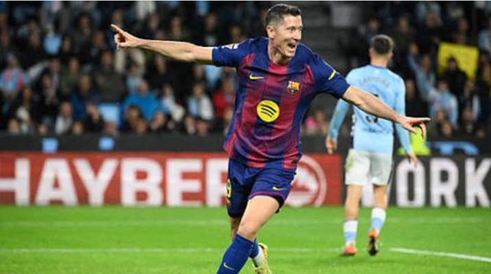 লেভানডোভস্কির হ্যাটট্রিক, রিয়ালের ড্রয়ের সুযোগ নিলো বার্সা