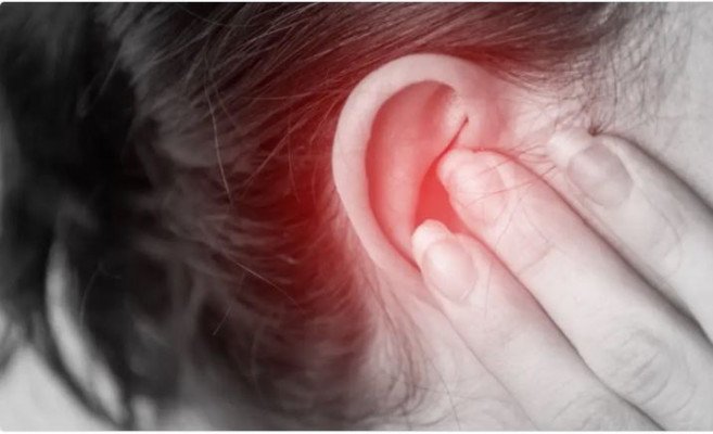 কানের পর্দা ফেটে যাওয়ার কারণ, লক্ষণ ও করণীয়