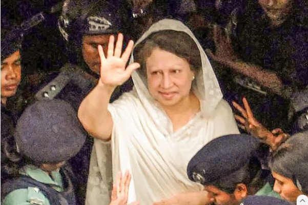 ‘আমি নিজেকে একজন সামান্য মানুষ বলেই মনে করি’