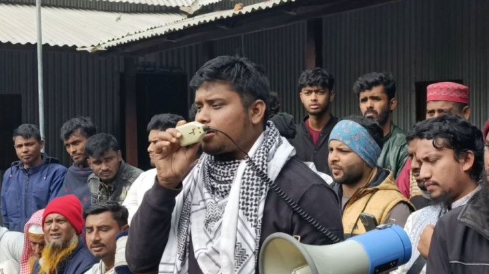 চাঁদাবাজদের ঘুম অলরেডি হারাম হয়ে গেছে: হাসনাত আবদুল্লাহ