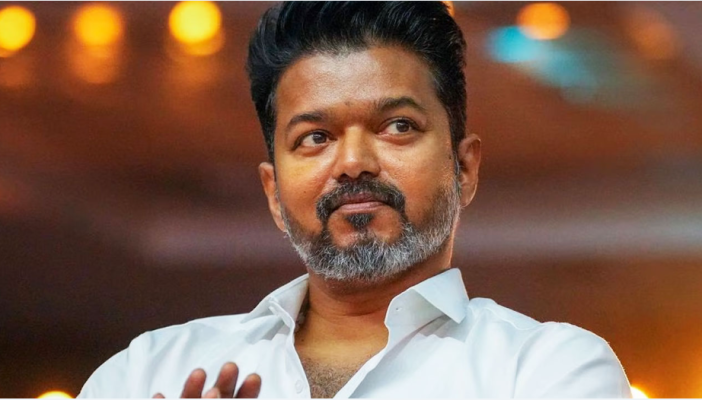 বিজয়ের আটকে যাওয়া সিনেমার টিকিট বিক্রির টাকার কী হবে