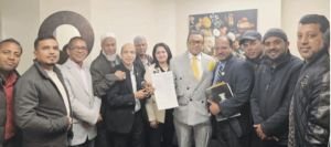 নিউইয়র্কে বাংলাদেশ সোসাইটির নতুন ভবনের কন্ট্রাক্ট সাইন