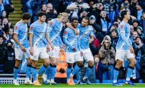 ১০-১ গোলে ম্যানচেস্টার সিটির জয়, ৮ খেলোয়াড় পেলেন জালের দেখা