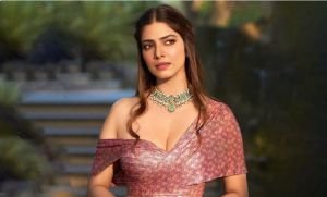 ‘এই পেশায় চেহারা থেকে হাঁটার ভঙ্গি—সবকিছু নিয়েই মন্তব্য আসে’