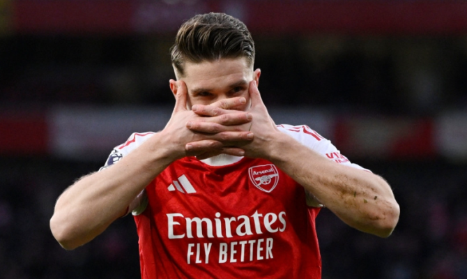 গয়োকেরেসের জোড়ায় ধরাছোঁয়ার বাইরে আর্সেনাল