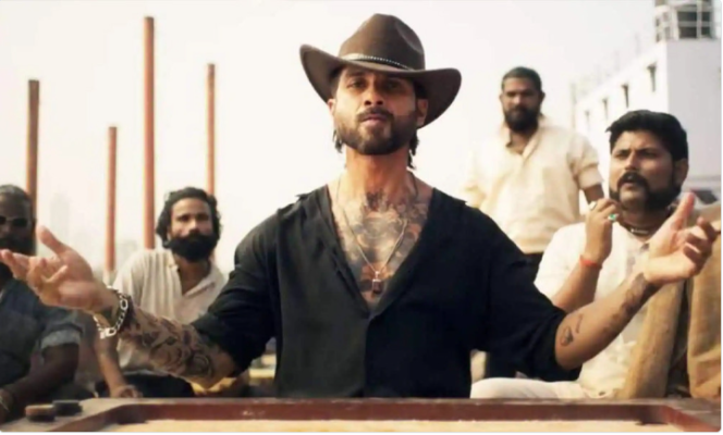 প্রথম দিনেই ‘বর্ডার ২’ ছাড়িয়ে গেল শাহিদের সিনেমা