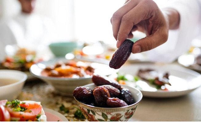 ইফতারের পর ক্লান্তি দূর করবেন যেভাবে