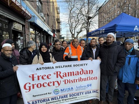 নিউইয়র্কে ৩ শতাধিক পরিবারের মধ্যে রামাদ্বানের খাদ্যসামগ্রী বিতরণ এস্টোরিয়া ওয়েলফেয়ার সোসাইটির