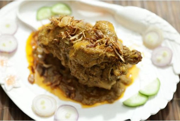 নারকেল দুধে মুরগির আস্ত রোস্টের রেসিপি