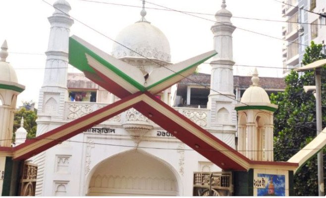 পৌনে ৪০০ বছরের মোগল স্থাপত্যের নিদর্শন কুমিল্লার শাহ সুজা মসজিদ