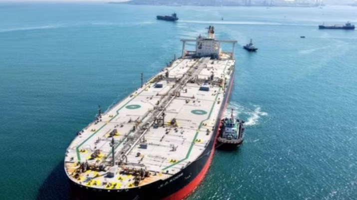 বাংলাদেশের ৬টি জাহাজ হরমুজ প্রণালী পার হওয়ার অনুমতি দিয়েছে ইরান