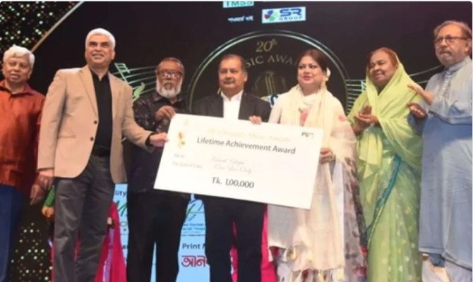 আজীবন সম্মাননা পেলেন কনকচাঁপা