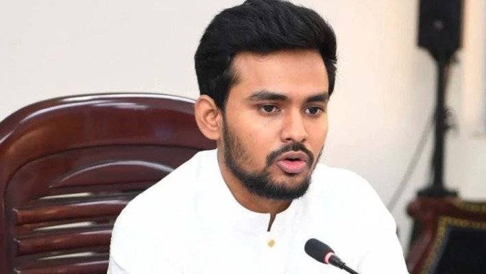 বিসিবির ‘সংবিধান’ নিয়ে স্বরাষ্ট্রমন্ত্রীকে যা বললেন আসিফ মাহমুদ