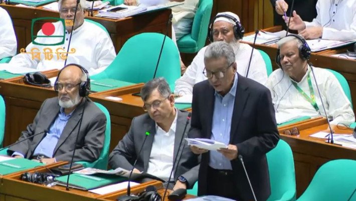 সংসদে খালেদা ও হাসিনা সরকারের শেষ বছরের অর্থনীতির তুলনা দিলেন অর্থমন্ত্রী