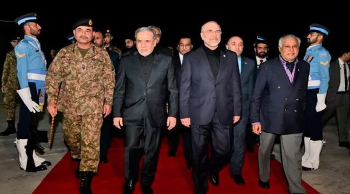 পাকিস্তান ছাড়ল ইরানি প্রতিনিধিদল