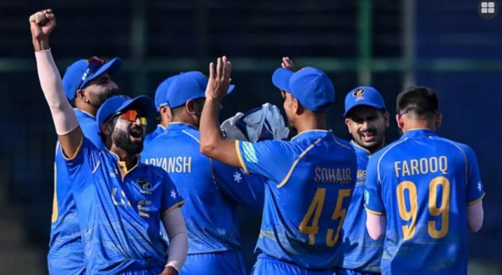 একসঙ্গে পাঁচ ক্রিকেটারকে নাগরিকত্ব দিলো আরব আমিরাত