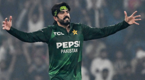 ধোনির বায়োপিক থেকে অনুপ্রাণিত হন পাকিস্তানি স্পিনার