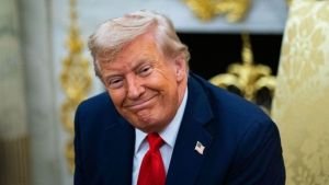 ‘২০০ শতাংশ শুল্কের ভয়ে যুদ্ধে জড়ায়নি ভারত-পাকিস্তান’