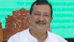 সততা ও নীতির প্রশ্নে কোনো আপস করা হবে না: ভূমিমন্ত্রী