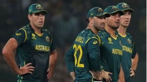 ফাঁদে পড়া অস্ট্রেলিয়াকে এবার গুঁড়িয়ে দিতে চায় ওমানও