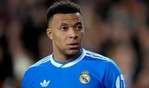 এমবাপ্পেকে বানর বলে কটূক্তি, অভিযুক্তের শাস্তি দাবি