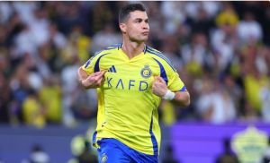 ক্লাবের মালিকানা কিনে কী বার্তা দিলেন রোনালদো