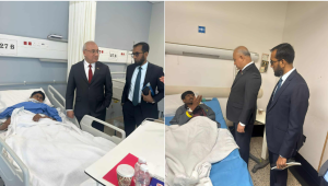 কুয়েতে ড্রোন হামলায় আহত ৪ বাংলাদেশিকে দেখতে হাসপাতালে গেলেন রাষ্ট্রদূত