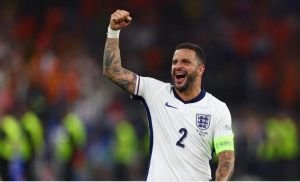 বিশ্বকাপের আগেই আন্তর্জাতিক ফুটবলকে বিদায় ইংল্যান্ড তারকার
