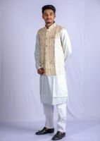 এবারের ঈদে যেমন পাঞ্জাবি চলছে