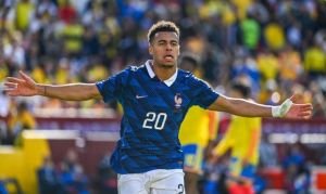 বেঞ্চের ১১ খেলোয়াড় মাঠে নামিয়ে কলম্বিয়াকে শক্তি প্রদর্শন করল ফ্রান্স