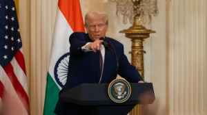 ইরানের তেল ও ইউরেনিয়াম দখলে নিতে চান ট্রাম্প