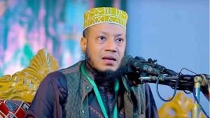 আমির হামজার বিরুদ্ধে আরও এক মামলা, সমন জারি