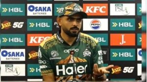 কোহলির সঙ্গে তুলনায় চটে গেলেন বাবর