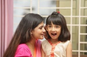 সন্তান মায়ের কাছ থেকে যেসব গুণ বা বৈশিষ্ট্য পায়